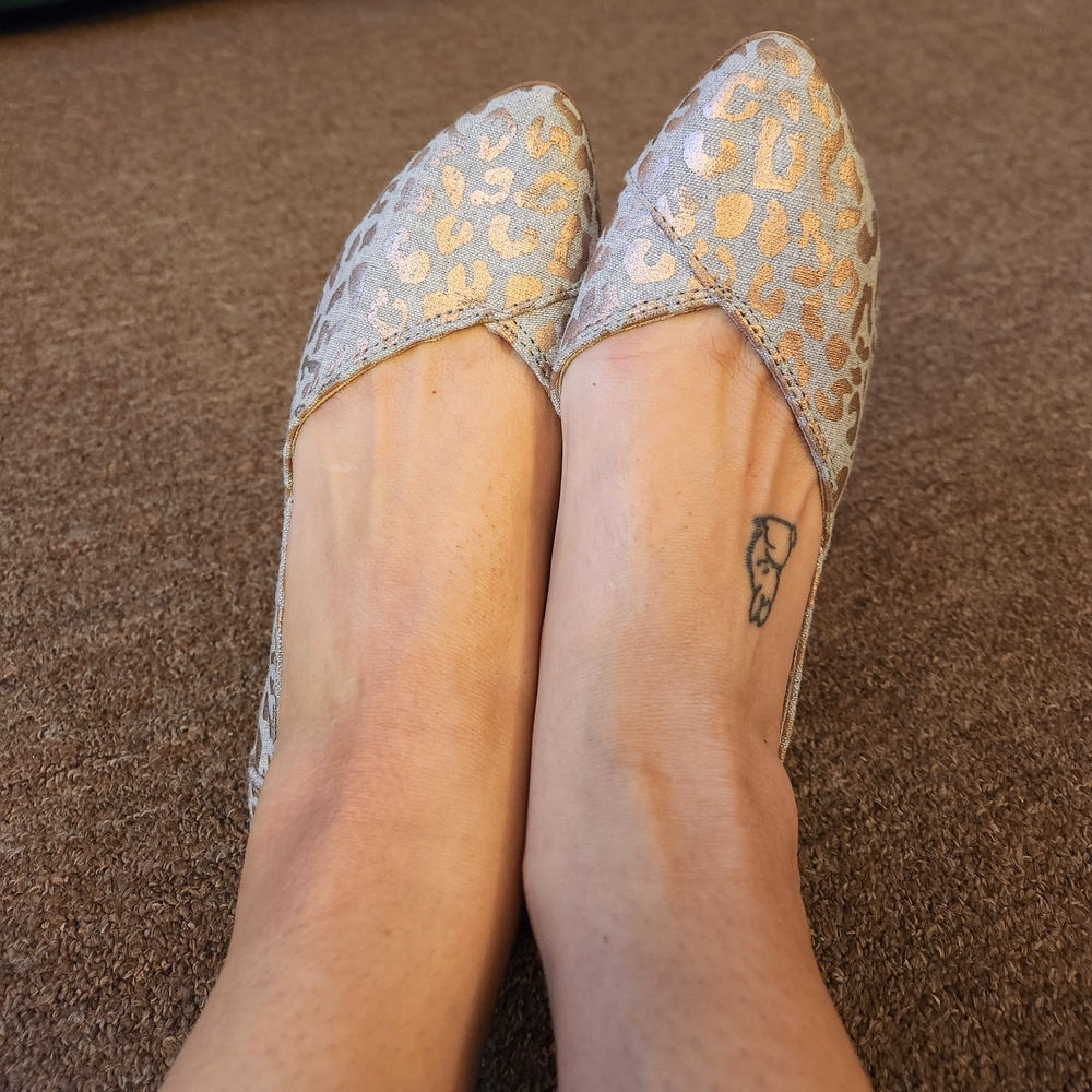 TOMS Metallic Leopard Print Flats | Size 7 | Gold Silver Animal Print